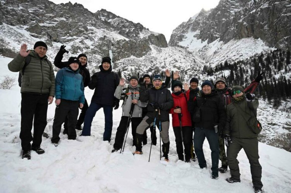 Ала-Арчага жөө басуу